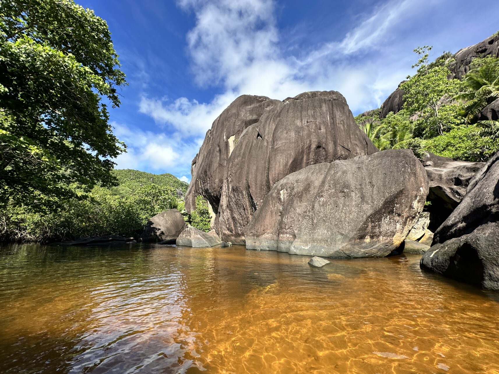 Yellow River at Rice Beach auf den Seychellen.